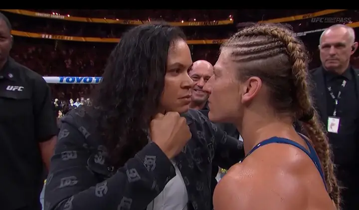 imagem UFC encarada Kayla Amanda