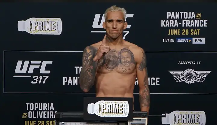 charles pesagem ufc 317