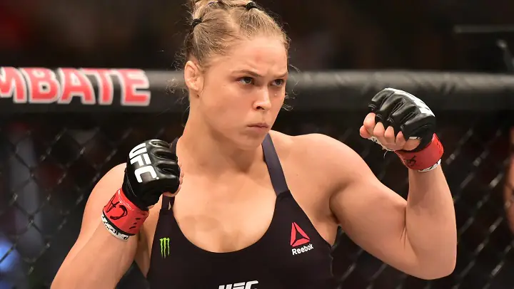 Atualmente com 38 anos, Ronda Rousey não luta pelo UFC desde 2016, quando foi derrotada por Amanda Nunes (Foto: Divulgação/UFC)