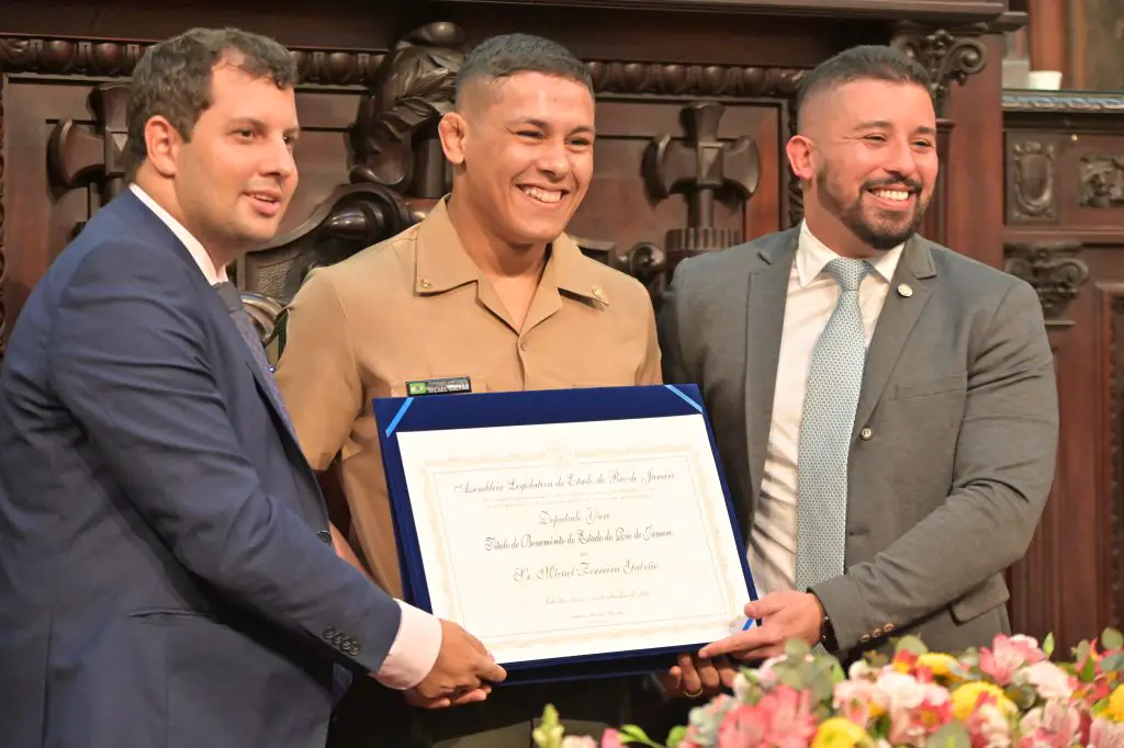 Mica Galvão foi o grande homenageado na sessão solene do Dia do Jiu-Jitsu (Foto: Betamax)