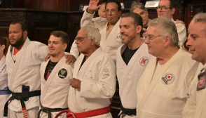 Cerimônia aconteceu na noite de quarta-feira (15) na Alerj em homenagem ao Jiu-Jitsu (Foto: @gi.sports.fotografia)