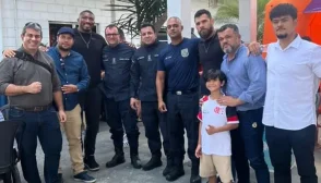 Representando a equipe, os lutadores Oton Jasse, Pedro Alex “Bombom” e Yan Oliveira participaram da ação (Foto: Divulgação)