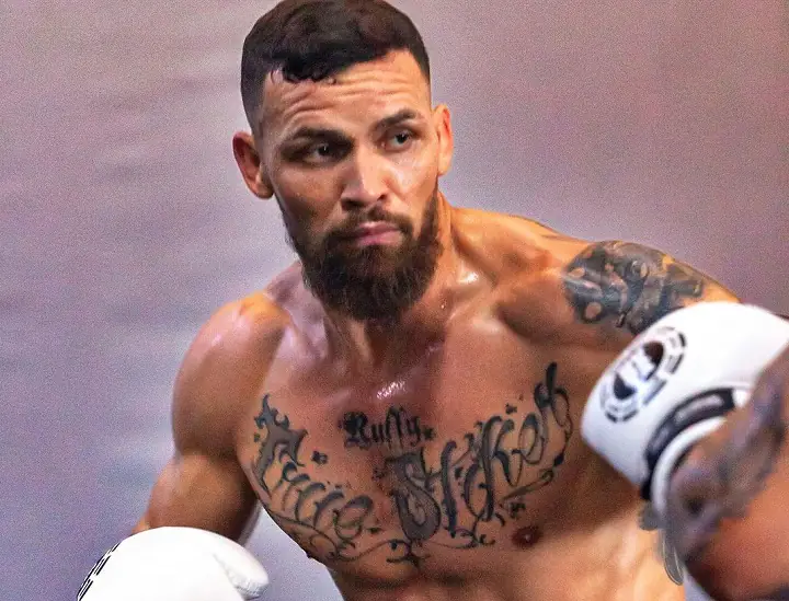 Maurício Ruffy mira algumas mudanças em sua carreira após a derrota sofrida para Benoit Saint Denis no UFC Paris (Foto: Reprodução)