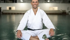 Neto do lendário Helio Gracie e filho de Rorion, criador do UFC, Ryron fala sobre o legado centenário, a importância da união familiar e o impacto global da arte suave (Foto: Divulgação)