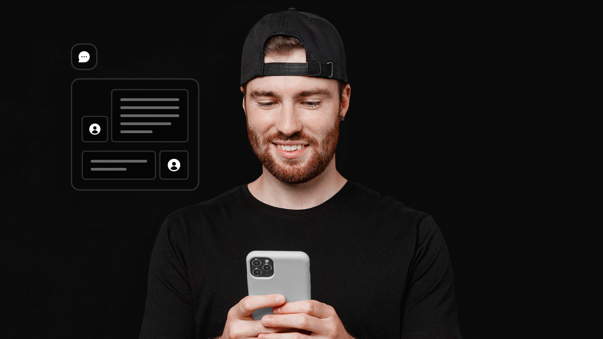 Homem jovem e sorridente segurando um smartphone, com gráficos de chat de suporte ao cliente ao lado. Ilustração do contato com o suporte BetMGM.