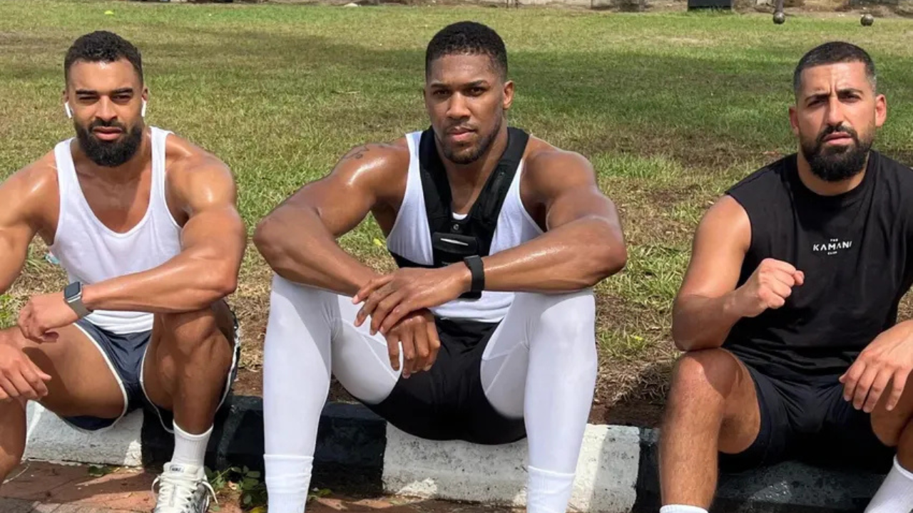 Anthony Joshua e amigos