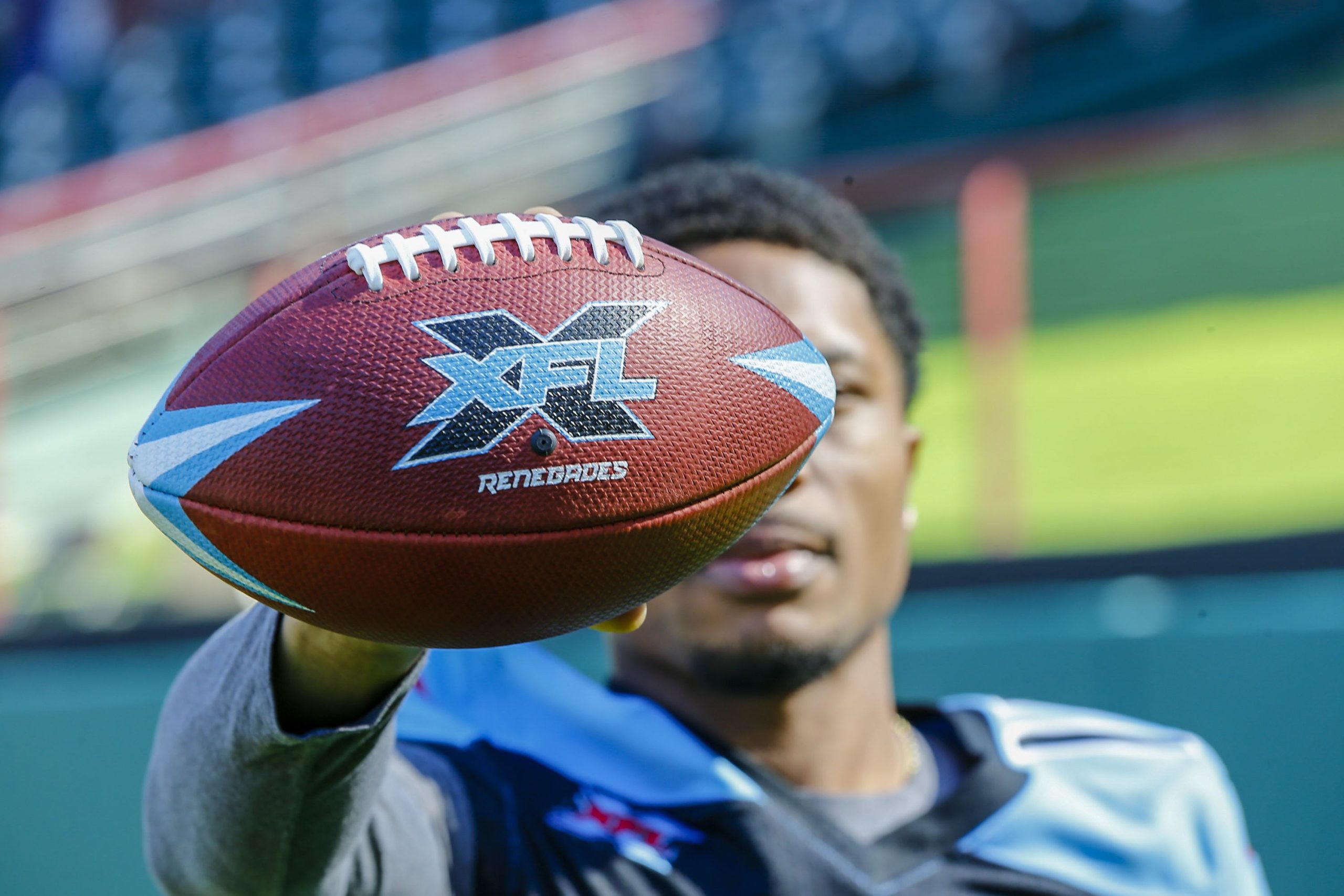 Agora tem futebol americano profissional em Orlando 🏈 A XFL começou e